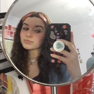 Meet your Posher, Leah